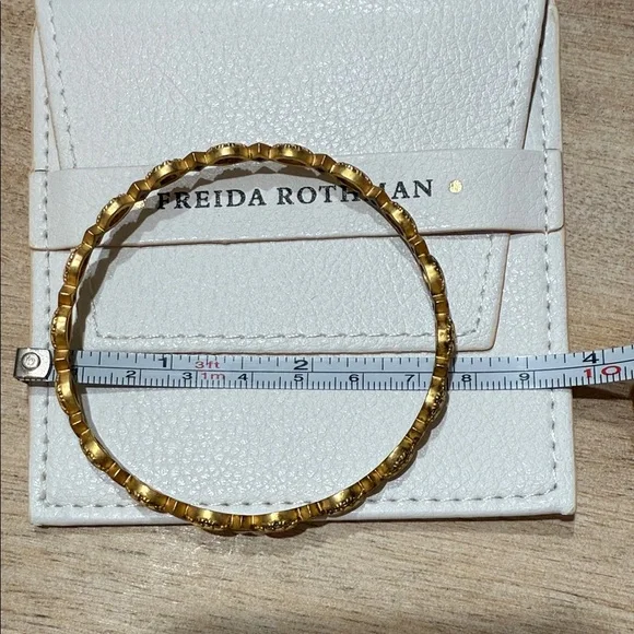 Freida Rothman Gold Bangle Bracelet - Picture 4 of 4